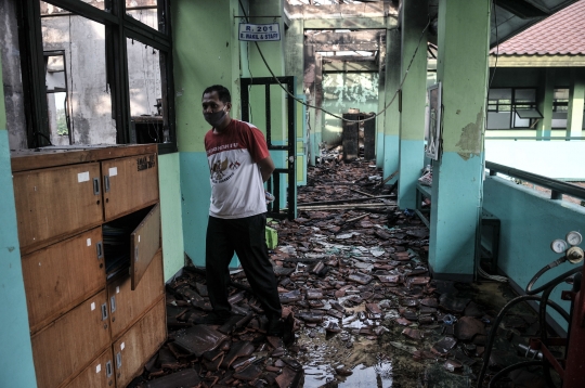 Kondisi SMAN 100 Jakarta Ludes Dilalap Si Jago Merah