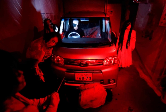 Uji Nyali di Rumah Hantu Drive-In Tokyo