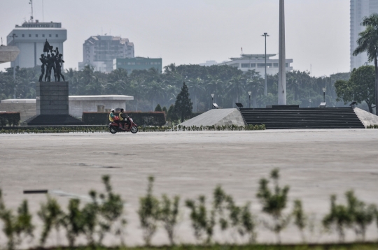 Revitalisasi Plaza Senayan Monas Hampir Rampung