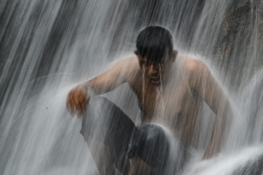 Menikmati Kesegaran Air Terjun di Samadua Aceh