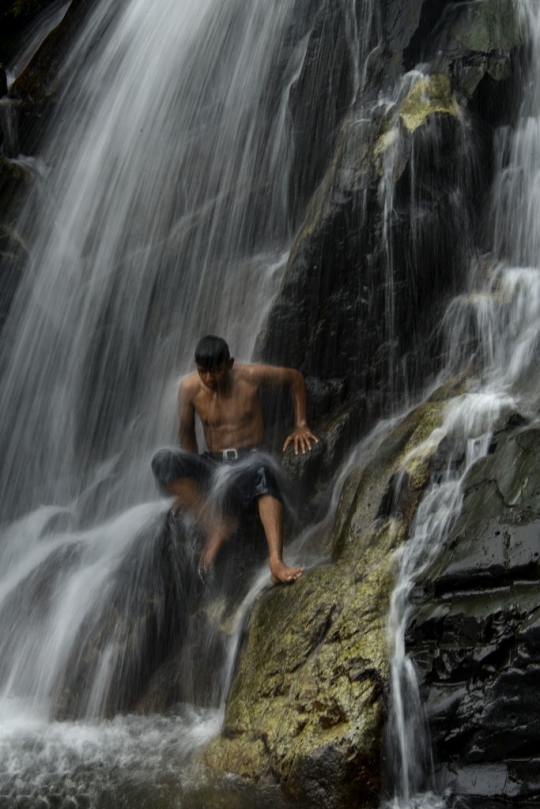 Menikmati Kesegaran Air Terjun di Samadua Aceh