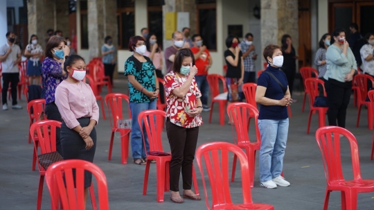 New Normal, Begini Suasana Ibadah Misa di Gereja Katedral