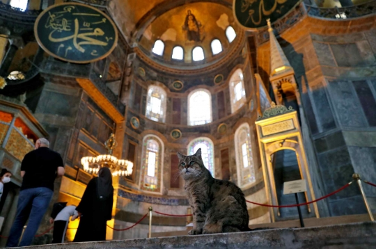 Kemegahan Hagia Sophia yang Resmi Diubah Jadi Masjid di Turki