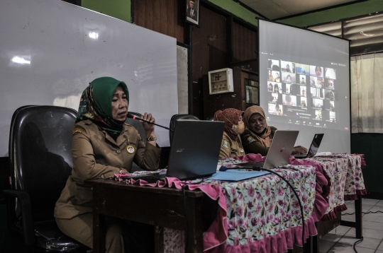 Hari Pertama Tahun Ajaran Baru 2020 di Tengah Pandemi