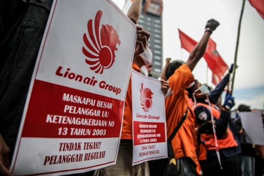 Aksi Unjuk Rasa Pekerja Lion Air