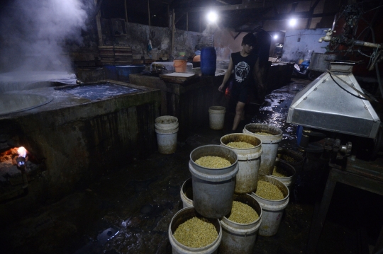 Menengok Industri Pembuatan Tahu Sumedang