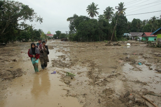 Kondisi Luwu Utara Porak Poranda Usai Disapu Banjir Bandang