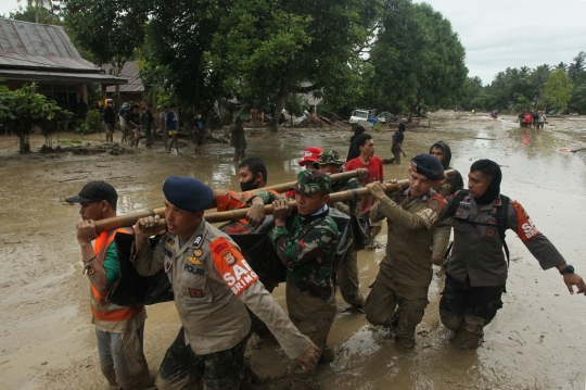 Kondisi Luwu Utara Porak Poranda Usai Disapu Banjir Bandang