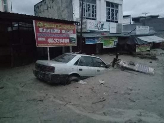 Kondisi Luwu Utara Porak Poranda Usai Disapu Banjir Bandang