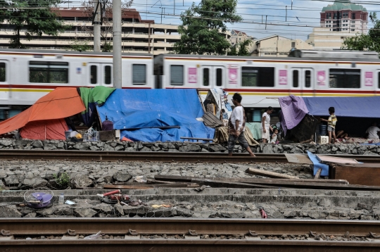 Nestapa Korban Penggusuran Kampung Bandan Bertahan di Tenda Pengungsian