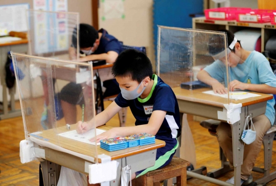 Intip Cara Jepang Mendidik Siswa SD di Tengah Wabah Covid-19