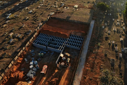 Penampakan Kuburan Gratis untuk Korban Covid-19 di Brasil