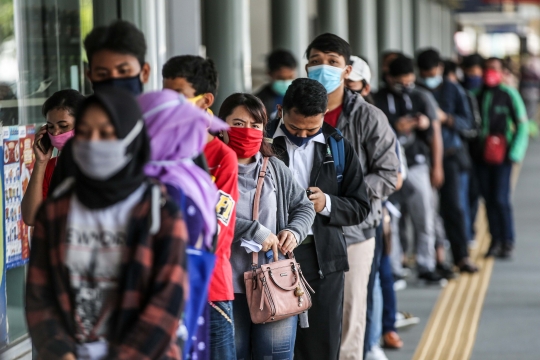 Layanan Rapid Test Penumpang Kereta Api di Stasiun Pasar Senen