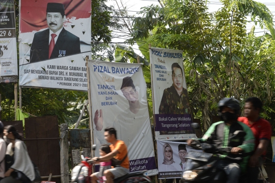 Spanduk Bakal Calon Wali Kota Tangsel Mulai Bertebaran