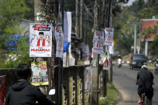 Spanduk Bakal Calon Wali Kota Tangsel Mulai Bertebaran