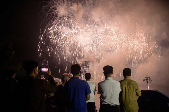Semarak Pesta Kembang Api Pyongyang Peringati Gencatan Perang Korea