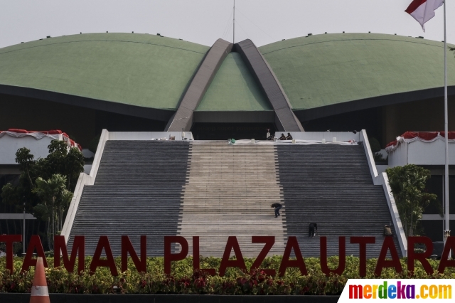 Foto Jelang Agustus Dpr Mulai Dipercantik Merdeka Com