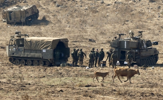 Tank Israel Unjuk Gigi di Dekat Perbatasan Suriah