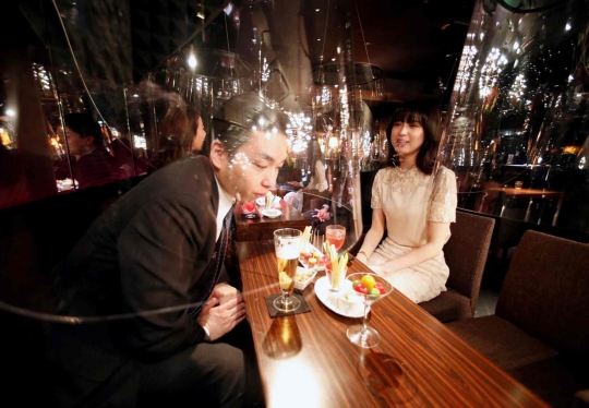 Intip Klub Malam di Jepang yang Tawarkan Gaya Baru Berkencan dengan Wanita