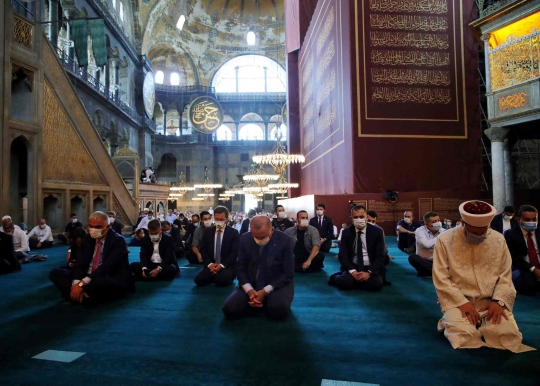 Suasana Salat Jumat Pekan Kedua di Masjid Hagia Sophia