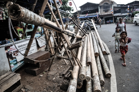 Nasib Pengrajin Pohon Pinang di Tengah Pandemi Covid-19