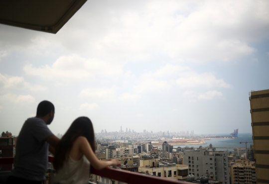 Kisah Wanita Melahirkan Saat Ledakan Dahsyat di Beirut