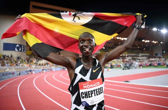 Lari 5.000 Meter, Pelari Uganda Cetak Rekor Baru Dunia