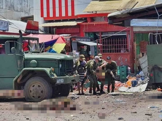 Dua Ledakan Bom di Filipina Tewaskan 11 Orang