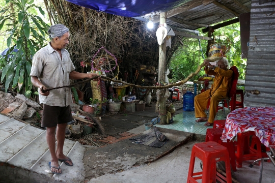 Kakek Asal Vietnam ini Tak Potong Rambut Selama 80 Tahun