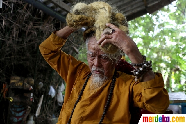 Foto Kakek Asal Vietnam  ini Tak Potong Rambut  Selama 80 