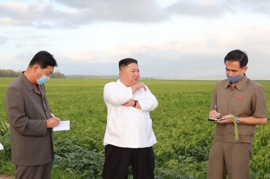 Kim Jong-un Kunjungi Daerah Bencana Topan