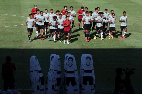 Latihan Timnas Indonesia U-19 Jelang Terbang ke Kroasia