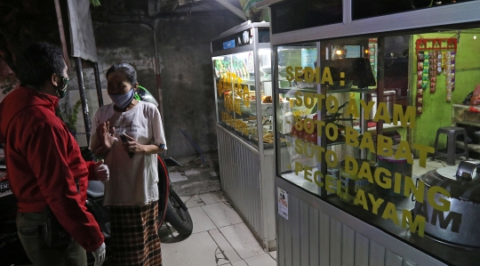 Sosialisasi Jam Malam untuk Memutus Penyebaran Covid-19 di Depok