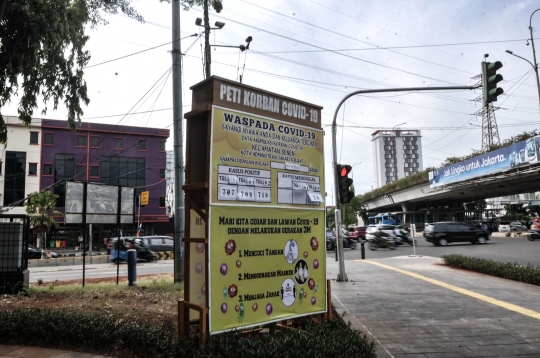 Kontradiktif Tugu Peti Mati Covid-19