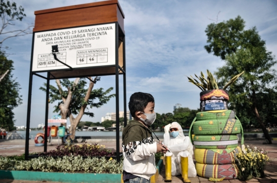 Kontradiktif Tugu Peti Mati Covid-19