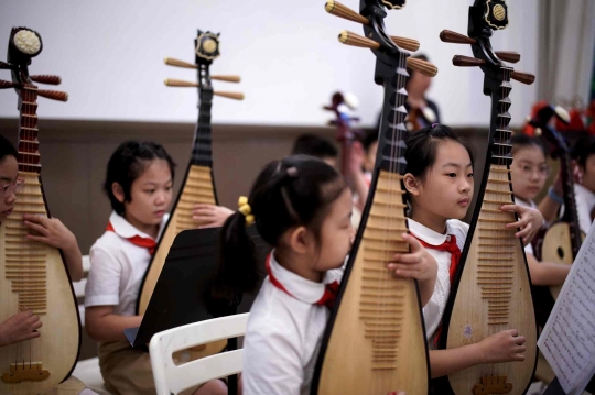 Kembali Dibuka, Begini Suasana Belajar Murid SD di Wuhan