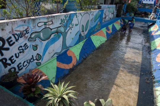 Menengok Bersihnya Sungai Pagarsih di Bandung