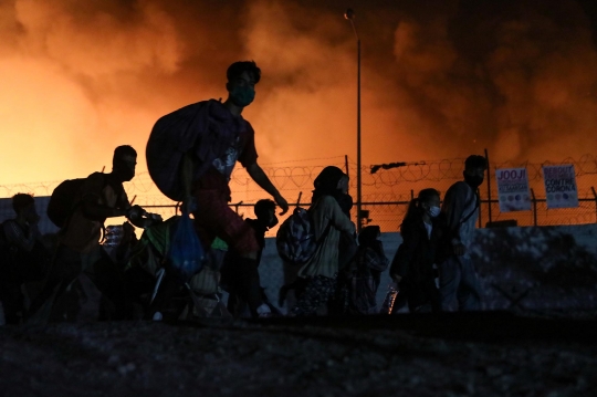 Kamp Penampungan Imigran di Yunani Ludes Terbakar