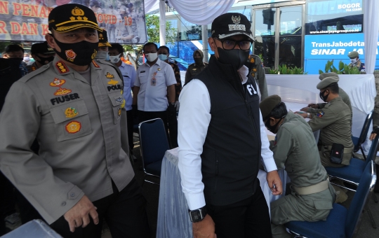 Bima Arya Tinjau Kepatuhan Warga Memakai Masker di Pasar Ciawi