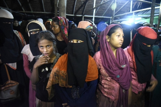 Kondisi Ratusan Imigran Rohingya Terdampar di Aceh