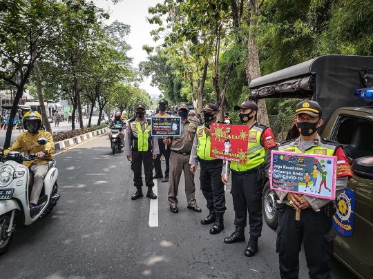 Petugas Gabungan Gelar Tertib Razia Masker