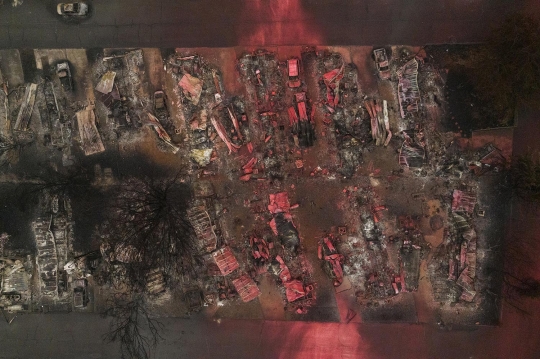 Ngeri, Ini Foto Udara Perumahan di AS yang Ludes Terbakar