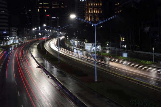 Jakarta Malam Hari Saat Pemberlakuan PSBB