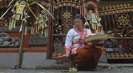 Suasana Hari Raya Galungan di Kampung Bali Kota Bekasi