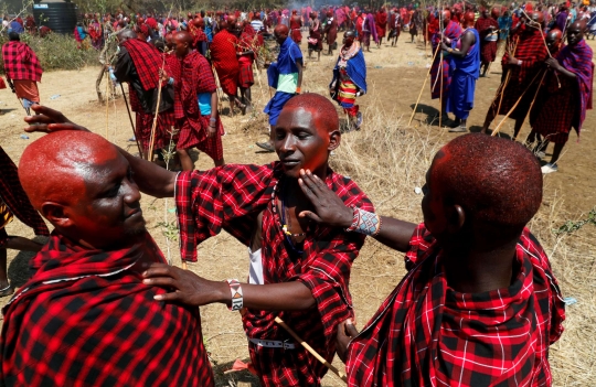 Melihat Ritual Menjadi Sesepuh Suku Maasai