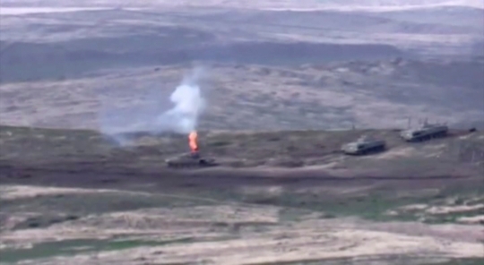 Bentrok, Militer Armenia Gempur Tank Tempur Azerbaijan