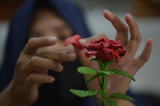 Uniknya Kreasi Bunga Berbahan Baku Sabun Batang