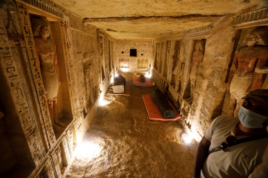 Penemuan Puluhan Sarkofagus Tersegel Berusia 2.500 Tahun di Mesir