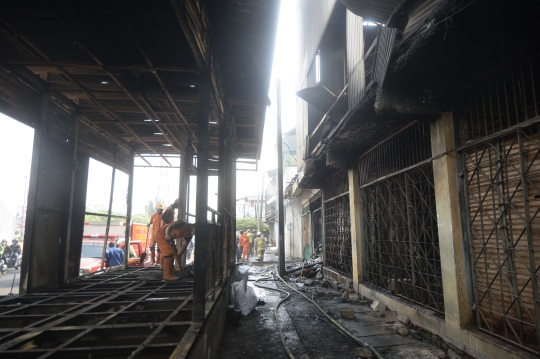 Begini Kondisi Gedung Bioskop dan Pertokoan Senen yang Hangus Terbakar