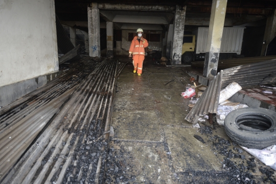 Begini Kondisi Gedung Bioskop dan Pertokoan Senen yang Hangus Terbakar